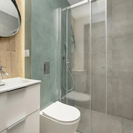 Apartament Exclusive River View With Balcony & Free Garage By Renters Prestige *