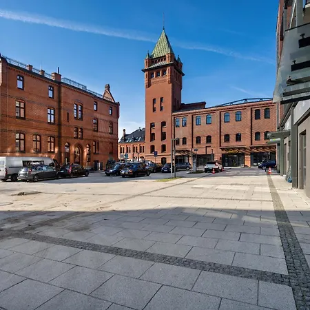 Exclusive River View With Balcony & Free Garage By Renters Prestige * Wrocław