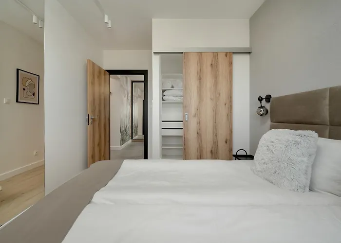 Exclusive River View With Balcony & Free Garage By Renters Prestige Appartement Wrocław