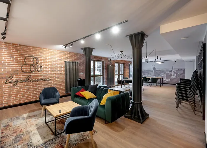 Exclusive River View With Balcony & Free Garage By Renters Prestige Appartement *