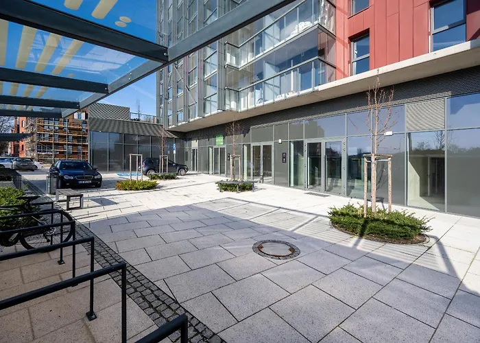 Appartement Exclusive River View With Balcony & Free Garage By Renters Prestige