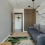 דירה Exclusive River View With Balcony & Free Garage By Renters Prestige