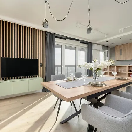 Exclusive River View With Balcony & Free Garage By Renters Prestige Wrocław