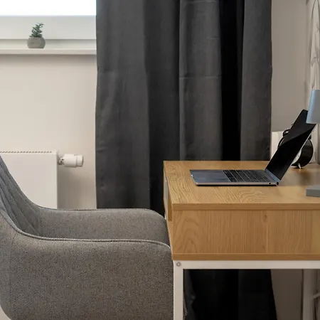 Apartman Exclusive River View With Balcony & Free Garage By Renters Prestige